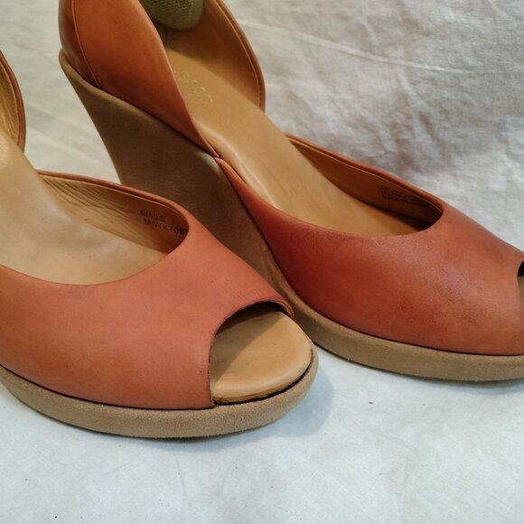 Kork Ease Liliana Aranchio Leather Wedge Peep-Toe Heels - Picture 9 of 12